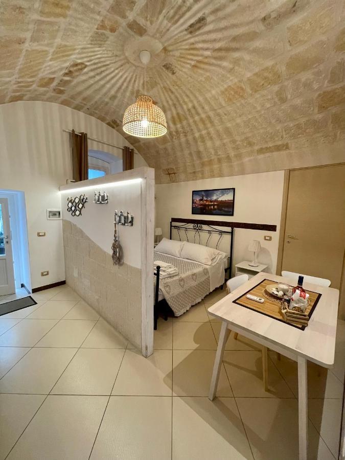 Dimora Aversa โมโนโปลี ภายนอก รูปภาพ