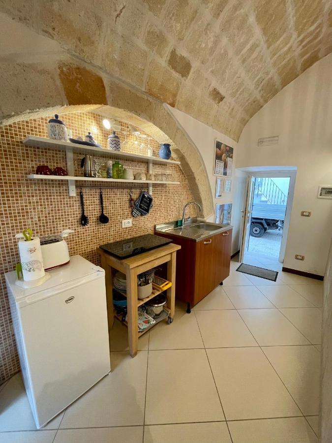 Dimora Aversa โมโนโปลี ภายนอก รูปภาพ
